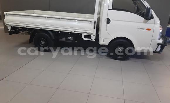 Acheter Occasion Utilitaire Hyundai H100 Blanc à Gobabis, Omaheke Acheter Occasion Utilitaire Hyundai H100 Blanc à Gobabis, Omaheke