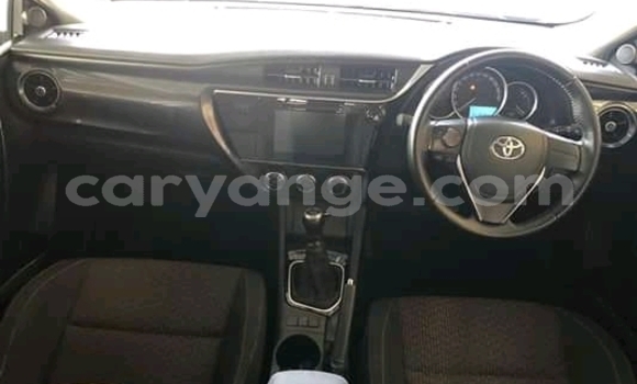 Acheter Occasion Voiture Toyota Auris Gris à Windhoek, Namibie Acheter Occasion Voiture Toyota Auris Gris à Windhoek, Namibie