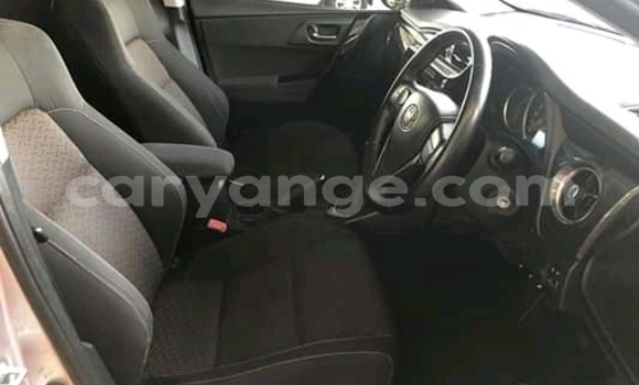 Acheter Occasion Voiture Toyota Auris Gris à Windhoek, Namibie Acheter Occasion Voiture Toyota Auris Gris à Windhoek, Namibie