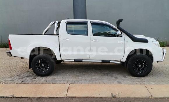 Buy Used Toyota Hilux White Car in Windhoek in Namibia Buy Used Toyota Hilux White Car in Windhoek in Namibia