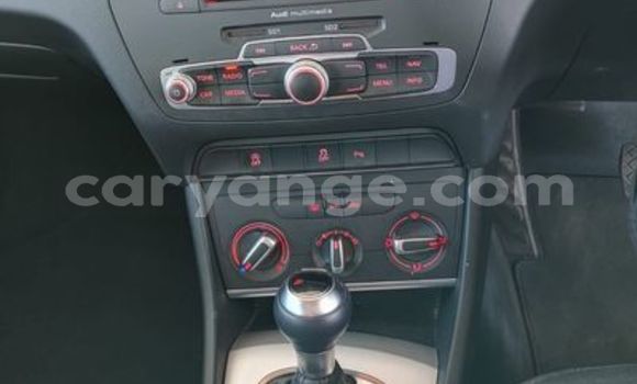 Acheter Occasion Voiture Audi Q3 Gris à Windhoek, Namibie Acheter Occasion Voiture Audi Q3 Gris à Windhoek, Namibie