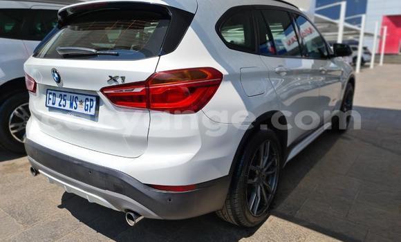 Acheter Occasion Voiture BMW X1 Blanc à Windhoek, Namibie Acheter Occasion Voiture BMW X1 Blanc à Windhoek, Namibie