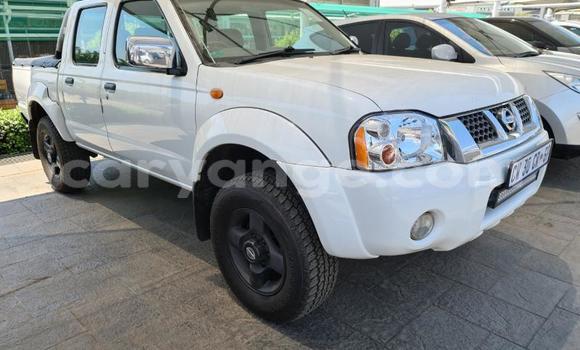 Buy Used Nissan NP 300 White Car in Windhoek in Namibia Buy Used Nissan NP 300 White Car in Windhoek in Namibia