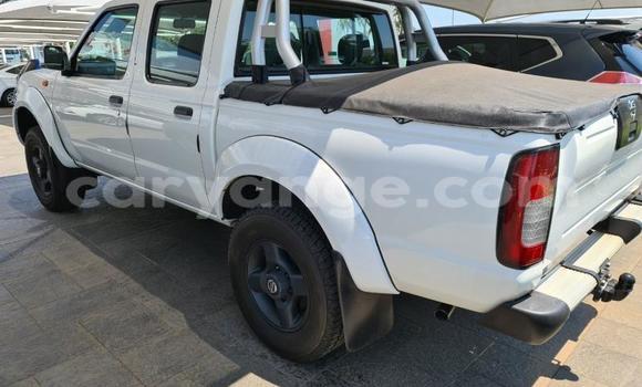 Buy Used Nissan NP 300 White Car in Windhoek in Namibia Buy Used Nissan NP 300 White Car in Windhoek in Namibia