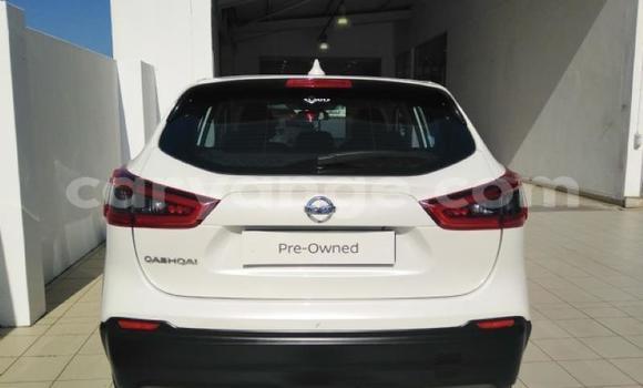 Acheter Occasion Voiture Nissan Qashqai Blanc à Windhoek, Namibie Acheter Occasion Voiture Nissan Qashqai Blanc à Windhoek, Namibie