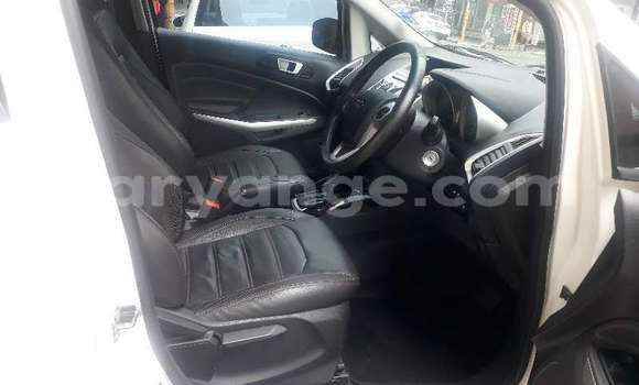 Acheter Occasion Voiture Ford EcoSport Blanc à Windhoek, Namibie Acheter Occasion Voiture Ford EcoSport Blanc à Windhoek, Namibie