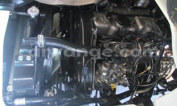 Acheter Occasion Voiture Hyundai H200 Blanc à Windhoek, Namibie Acheter Occasion Voiture Hyundai H200 Blanc à Windhoek, Namibie