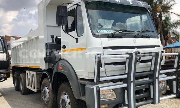 Acheter Occasion Utilitaire Freightliner 90 Cum 500 Blanc à Henties Bay, Erongo Acheter Occasion Utilitaire Freightliner 90 Cum 500 Blanc à Henties Bay, Erongo