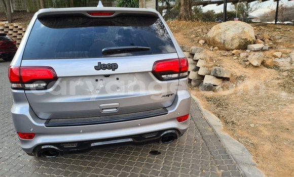 Acheter Occasion Voiture Jeep Grand Cherokee SRT8 Autre à Henties Bay, Erongo Acheter Occasion Voiture Jeep Grand Cherokee SRT8 Autre à Henties Bay, Erongo