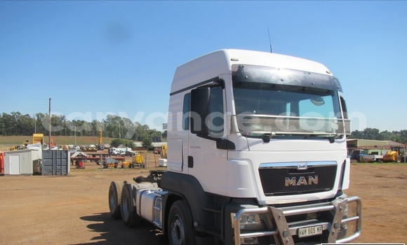 Buy Used Man M2000 White Truck in Windhoek in Namibia