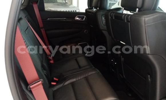 Acheter Occasion Voiture Jeep Grand Cherokee Blanc à Henties Bay, Erongo Acheter Occasion Voiture Jeep Grand Cherokee Blanc à Henties Bay, Erongo