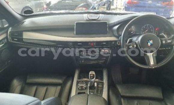 Acheter Occasion Voiture BMW X5 Blanc à Gobabis, Omaheke Acheter Occasion Voiture BMW X5 Blanc à Gobabis, Omaheke