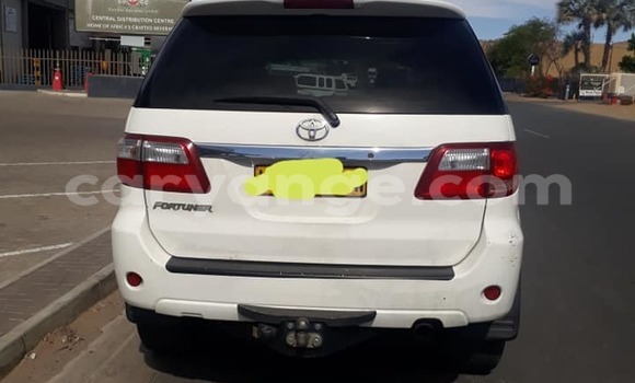 Buy Used Toyota Fortuner White Car in Windhoek in Namibia Buy Used Toyota Fortuner White Car in Windhoek in Namibia