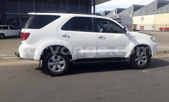 Buy Used Toyota Fortuner White Car in Windhoek in Namibia Buy Used Toyota Fortuner White Car in Windhoek in Namibia