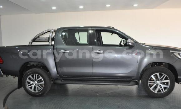Acheter Occasion Voiture Toyota Hilux Gris à Otavi, Oshikoto Acheter Occasion Voiture Toyota Hilux Gris à Otavi, Oshikoto