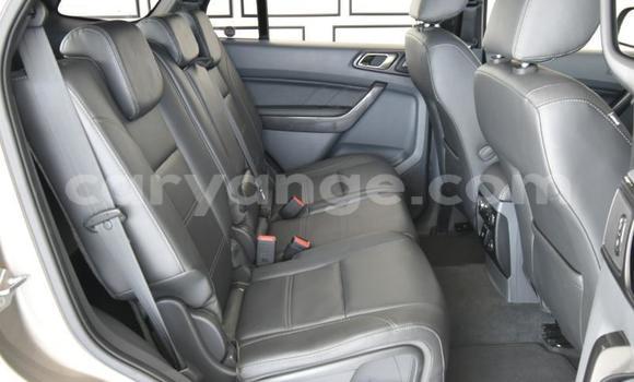Acheter Occasion Voiture Ford Everest Gris à Walvis Bay, Namibie Acheter Occasion Voiture Ford Everest Gris à Walvis Bay, Namibie