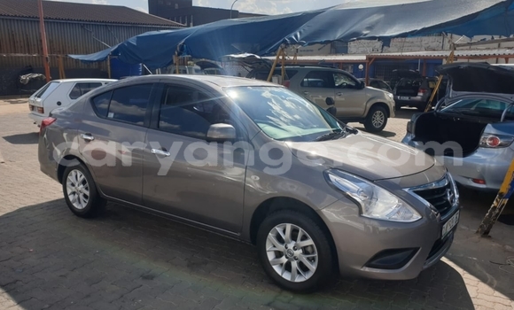 Acheter Occasion Voiture Nissan Almera Beige à Windhoek, Namibie Acheter Occasion Voiture Nissan Almera Beige à Windhoek, Namibie