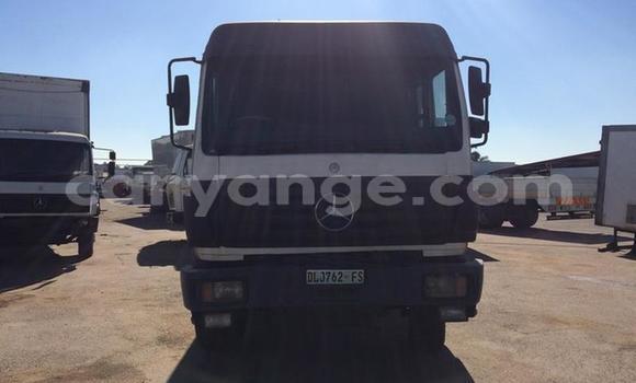 Buy Used Mercedes‒Benz 2628 White Truck in Windhoek in Namibia Buy Used Mercedes‒Benz 2628 White Truck in Windhoek in Namibia