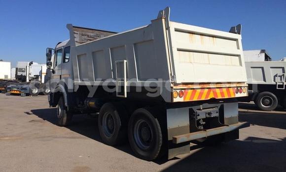 Buy Used Mercedes‒Benz 2628 White Truck in Windhoek in Namibia Buy Used Mercedes‒Benz 2628 White Truck in Windhoek in Namibia