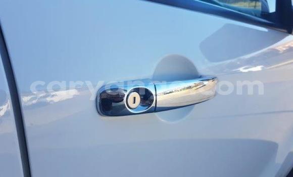 Acheter Occasion Voiture Mazda BT-50 Blanc à Walvis Bay, Namibie Acheter Occasion Voiture Mazda BT-50 Blanc à Walvis Bay, Namibie