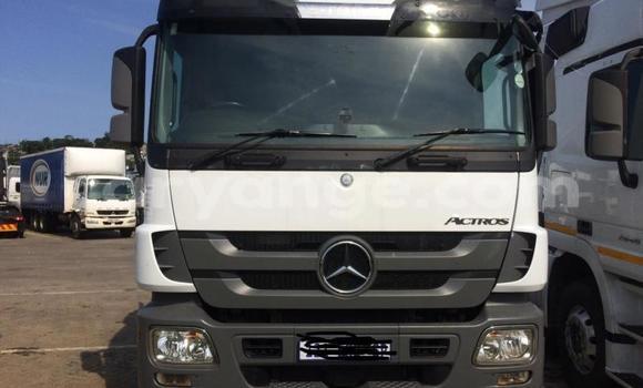 Buy Used Mercedes‒Benz Truck White Truck in Karasburg in Karas Buy Used Mercedes‒Benz Truck White Truck in Karasburg in Karas