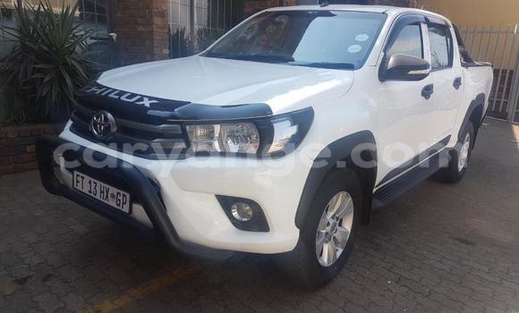 Buy Used Toyota Hilux White Car in Windhoek in Namibia Buy Used Toyota Hilux White Car in Windhoek in Namibia