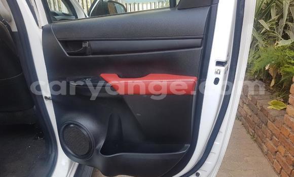 Buy Used Toyota Hilux White Car in Windhoek in Namibia Buy Used Toyota Hilux White Car in Windhoek in Namibia