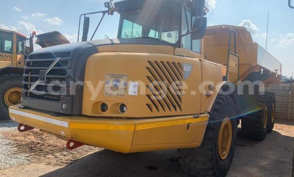 Buy Used Volvo F4 Other Truck in Arandis in Kunene