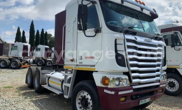 Buy Used Freightliner 90 Cum 500 Other Truck in Windhoek in Namibia