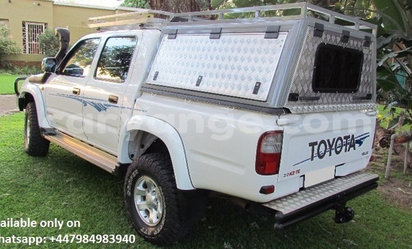 Buy Used Toyota Hilux White Car in Windhoek in Namibia