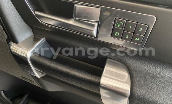 Buy Used Land Rover Discovery Silver Car in Windhoek in Namibia Buy Used Land Rover Discovery Silver Car in Windhoek in Namibia