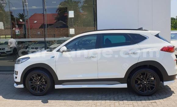 Buy Used Hyundai Tucson White Car in Gobabis in Omaheke Buy Used Hyundai Tucson White Car in Gobabis in Omaheke