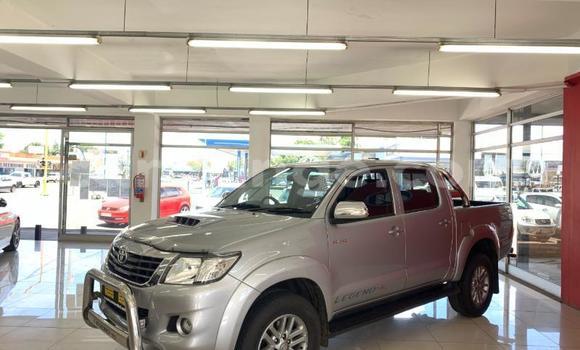 Buy Used Toyota Hilux Silver Car in Karasburg in Karas Buy Used Toyota Hilux Silver Car in Karasburg in Karas