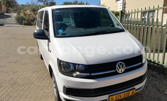 Buy Used Volkswagen Caravelle White Car in Windhoek in Namibia Buy Used Volkswagen Caravelle White Car in Windhoek in Namibia