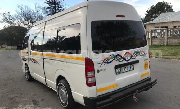 Buy Used Toyota Hi Ace White Car in Windhoek in Namibia Buy Used Toyota Hi Ace White Car in Windhoek in Namibia