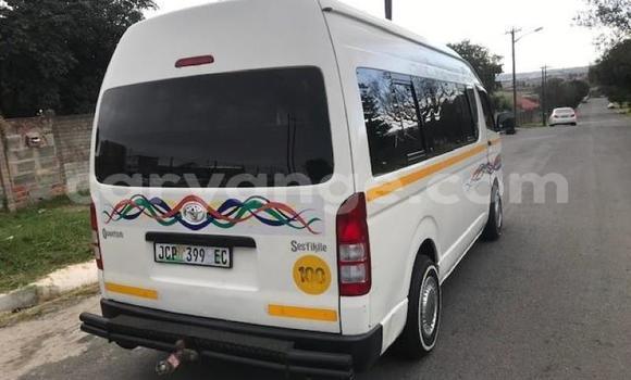 Buy Used Toyota Hi Ace White Car in Windhoek in Namibia Buy Used Toyota Hi Ace White Car in Windhoek in Namibia