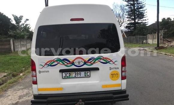 Buy Used Toyota Hi Ace White Car in Windhoek in Namibia Buy Used Toyota Hi Ace White Car in Windhoek in Namibia