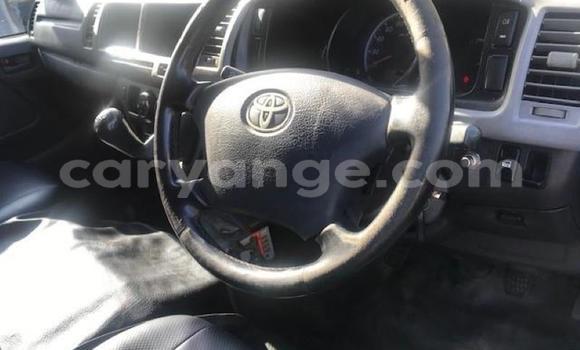 Buy Used Toyota Hi Ace White Car in Windhoek in Namibia Buy Used Toyota Hi Ace White Car in Windhoek in Namibia