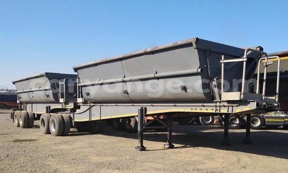 Buy Used DAF CF White Truck in Windhoek in Namibia Buy Used DAF CF White Truck in Windhoek in Namibia