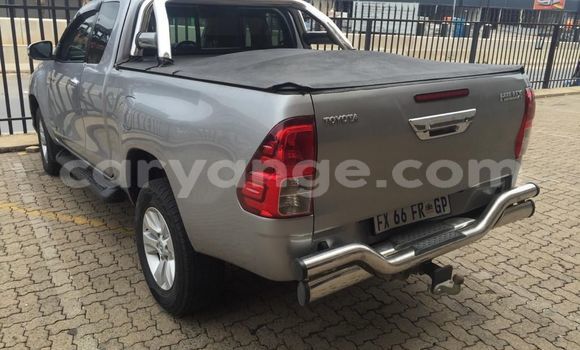 Acheter Occasion Voiture Toyota Hilux Gris à Karasburg, Karas Acheter Occasion Voiture Toyota Hilux Gris à Karasburg, Karas