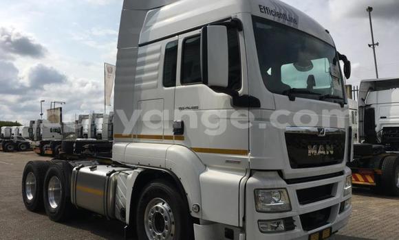 Buy Used Man M2000 White Truck in Windhoek in Namibia Buy Used Man M2000 White Truck in Windhoek in Namibia