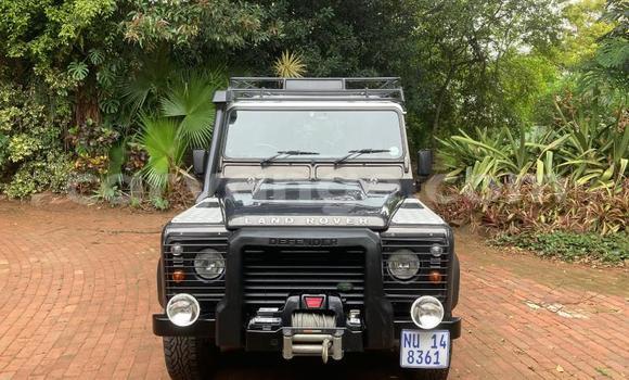 Buy Used Land Rover Defender Black Car in Windhoek in Namibia Buy Used Land Rover Defender Black Car in Windhoek in Namibia
