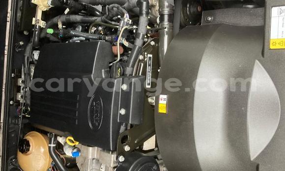 Buy Used Land Rover Defender Black Car in Windhoek in Namibia Buy Used Land Rover Defender Black Car in Windhoek in Namibia