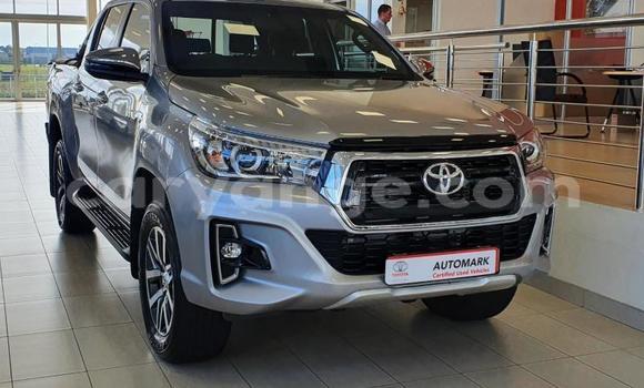 Buy Used Toyota Hilux Red Car in Grootfontein in Namibia Buy Used Toyota Hilux Red Car in Grootfontein in Namibia