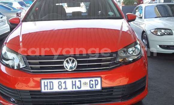 Acheter Occasion Voiture Volkswagen Polo Rouge à Windhoek, Namibie Acheter Occasion Voiture Volkswagen Polo Rouge à Windhoek, Namibie