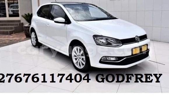 Buy Used Volkswagen Golf White Car in Windhoek in Namibia