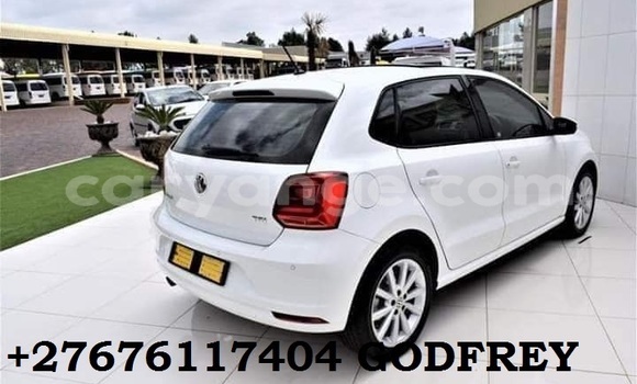 Buy Used Volkswagen Golf White Car in Windhoek in Namibia Buy Used Volkswagen Golf White Car in Windhoek in Namibia