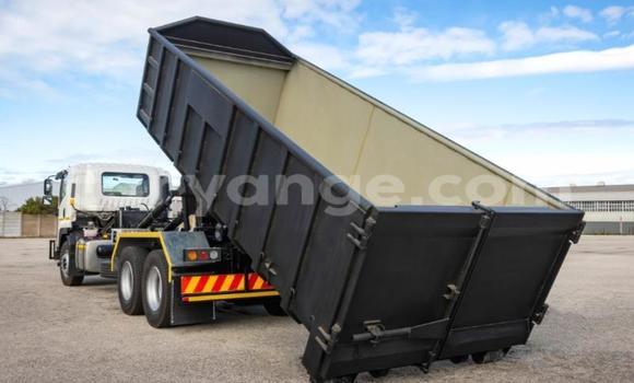 Buy Used Isuzu FTR 850 White Truck in Windhoek in Namibia Buy Used Isuzu FTR 850 White Truck in Windhoek in Namibia