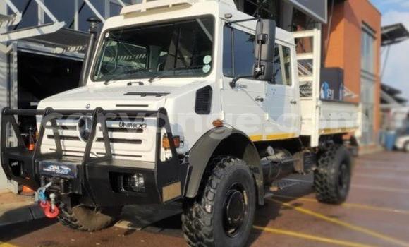 Buy Used Mercedes‒Benz 1117 White Truck in Windhoek in Namibia Buy Used Mercedes‒Benz 1117 White Truck in Windhoek in Namibia