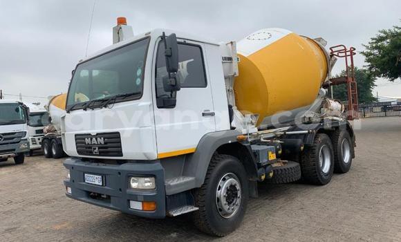 Acheter Occasion Utilitaire Man M2000 Blanc à Windhoek, Namibie Acheter Occasion Utilitaire Man M2000 Blanc à Windhoek, Namibie